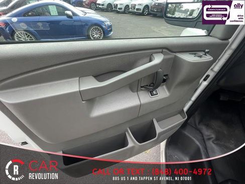 Used 2019 Chevrolet Express 2500 Extended w/ Enhanced Convenience Package image 20