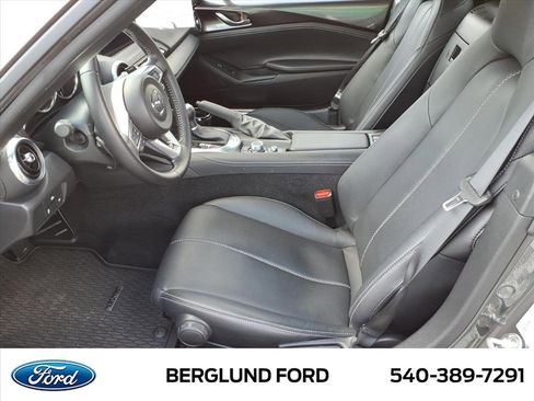 Used 2024 MAZDA MX-5 Miata RF Grand Touring image 12