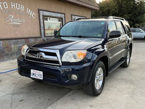 Used 2006 Toyota 4Runner SR5 RWD image 2