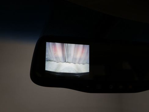 Used 2013 GMC Yukon XL SLT w/ SLT-2 Equipment Package image 28