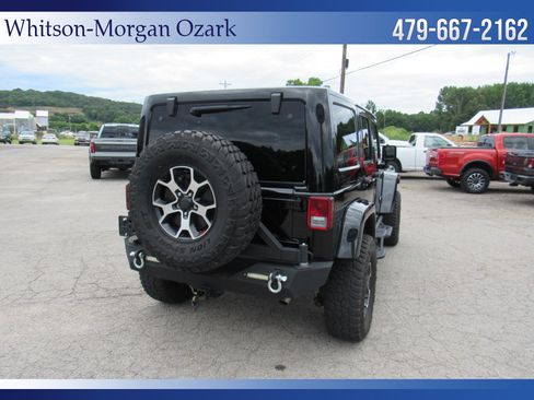 Used 2016 Jeep Wrangler Unlimited Rubicon AWD/4WD image 13