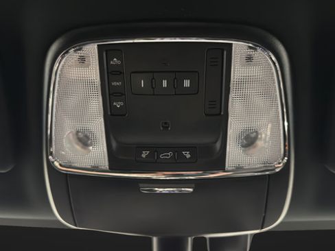 Used 2020 Jeep Grand Cherokee Limited X AWD/4WD image 31