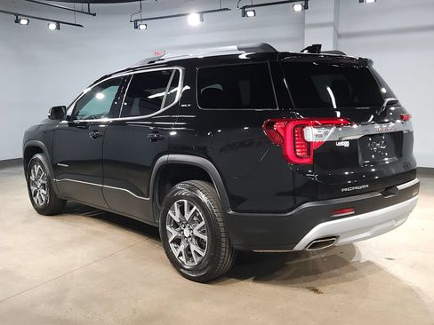 Used 2023 GMC Acadia SLT FWD image 5