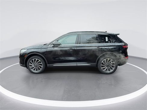 New 2026 Lincoln Corsair Reserve image 5