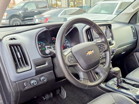 Used 2016 Chevrolet Colorado Z71 image 5