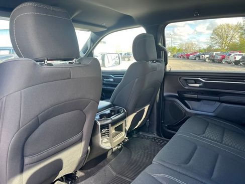 Used 2025 RAM 1500 Big Horn AWD/4WD image 33