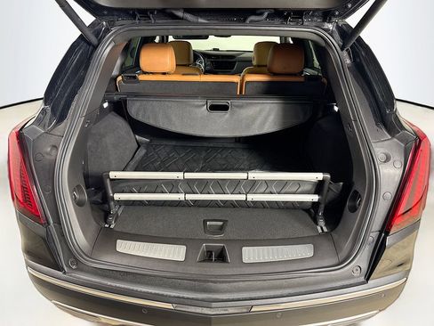 Used 2021 Cadillac XT5 Premium Luxury image 25