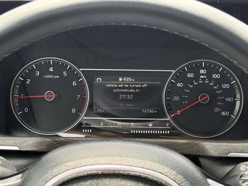 Used 2023 Kia Sorento S w/ Panoramic Sunroof Package AWD/4WD image 24