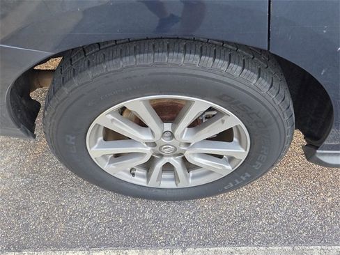 Used 2014 Nissan Pathfinder S image 13