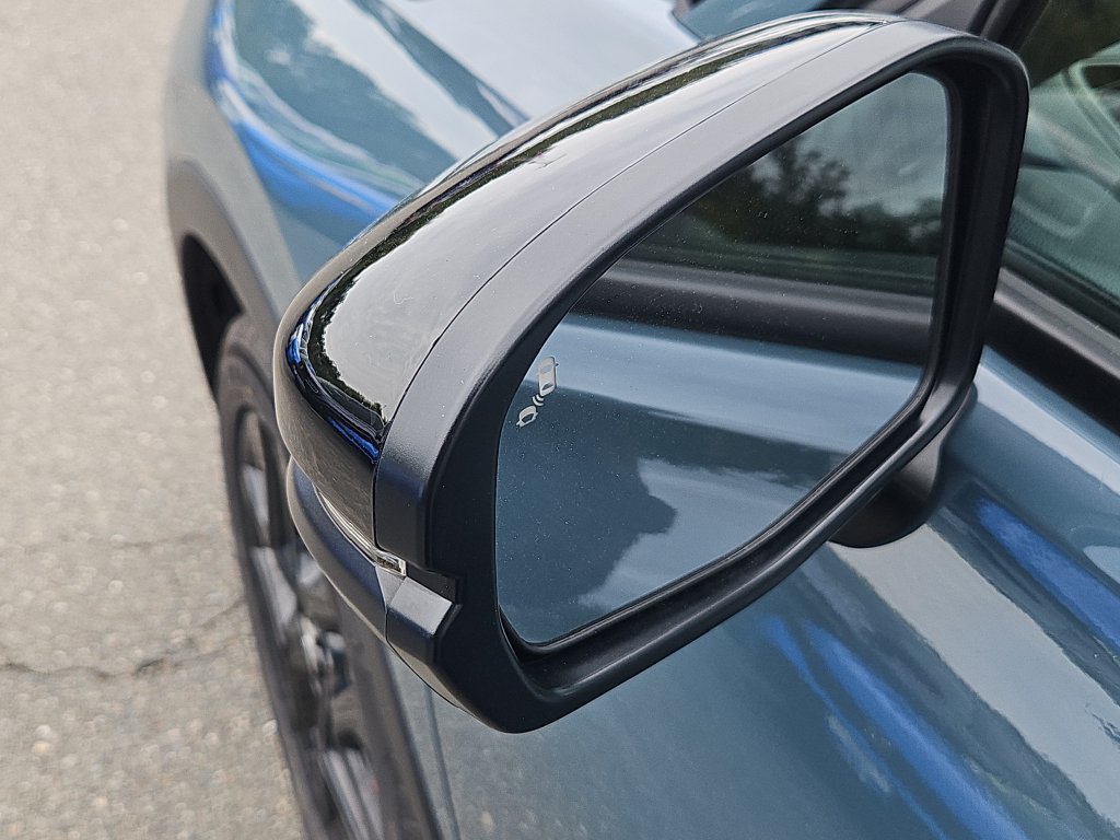 Used 2025 Honda HR-V Sport image 19