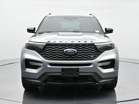 Used 2023 Ford Explorer ST w/ Equipment Group 401A image 2