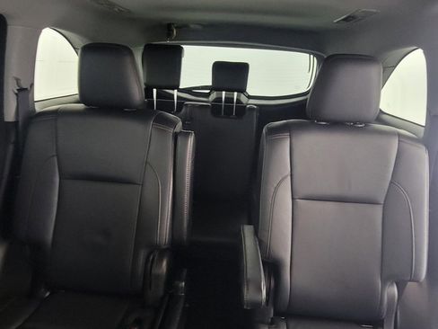 Used 2018 Toyota Highlander XLE image 13