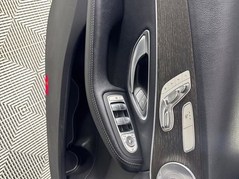 Used 2019 Mercedes-Benz C 300 4MATIC Sedan image 13