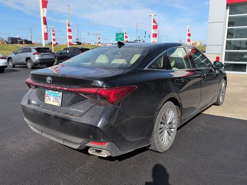 Used 2019 Toyota Avalon Limited w/ Advanced Safety Package image 7