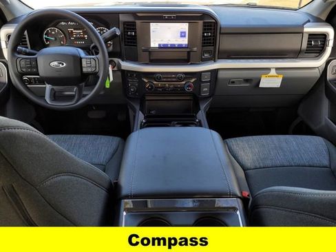 New 2026 Ford F250 XLT w/ FX4 Off-Road Package image 11
