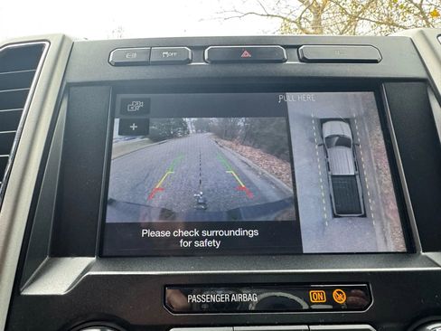 Used 2019 Ford F350 Lariat w/ Chrome Package image 16