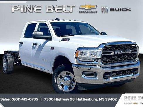 Used 2019 RAM 3500 Tradesman w/ Chrome Appearance Group image 1
