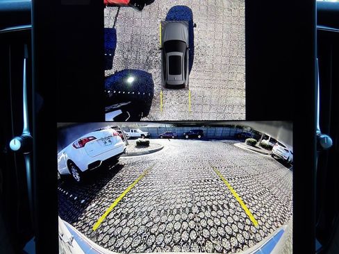 New 2026 Volvo XC60 B5 Plus w/ Protection Package Premier image 22