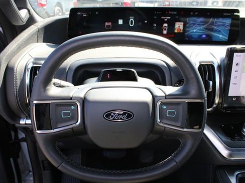 New 2026 Ford Expedition Max Platinum w/ Stealth Performance Package AWD/4WD image 2