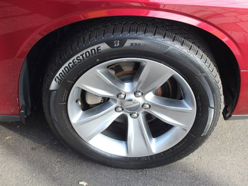 Used 2018 Dodge Challenger SXT image 23