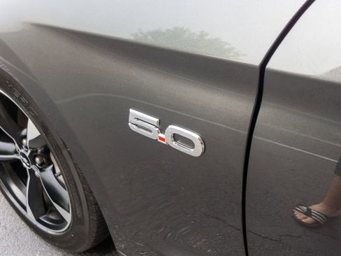 Used 2018 Ford Mustang GT image 2