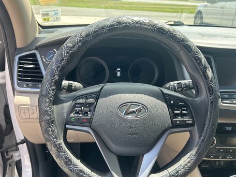 Used 2016 Hyundai Tucson Limited w/ Option Group 03 image 11