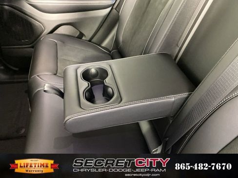 New 2026 Jeep Grand Cherokee Altitude image 28