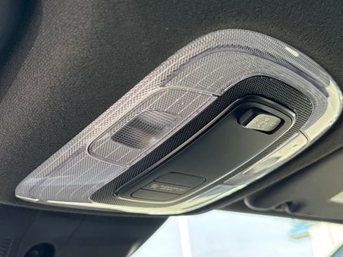 Certified 2025 Hyundai Elantra Sport image 28