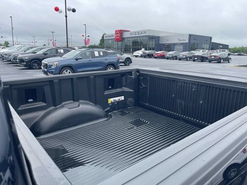 Used 2023 Ford F150 XLT w/ Equipment Group 302A High AWD/4WD image 27