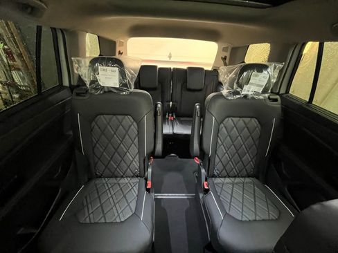 New 2026 Volkswagen Atlas SEL Premium R-Line AWD/4WD image 23