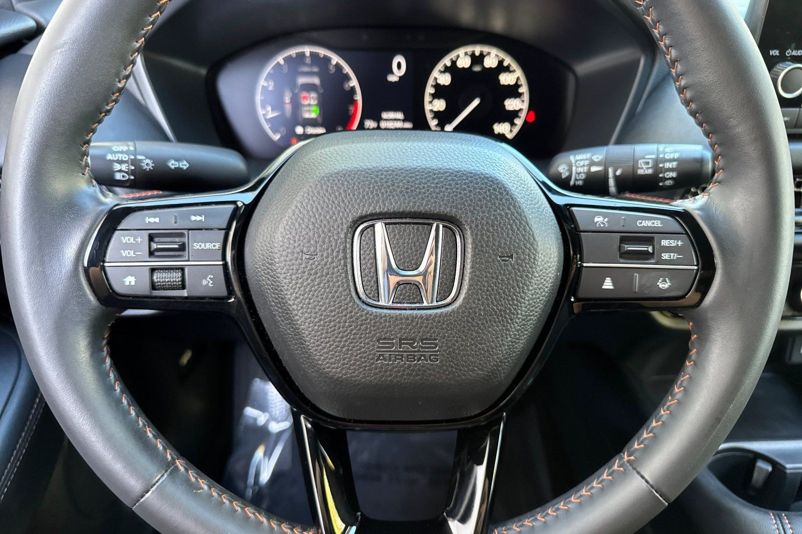 Used 2025 Honda HR-V Sport image 11