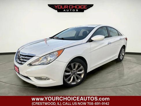 Used 2013 Hyundai Sonata SE FWD image 1