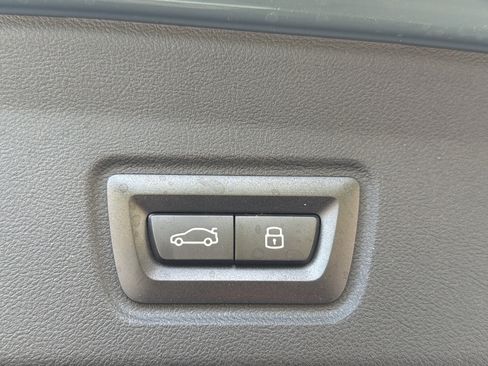 Used 2025 BMW i4 eDrive40 RWD image 49