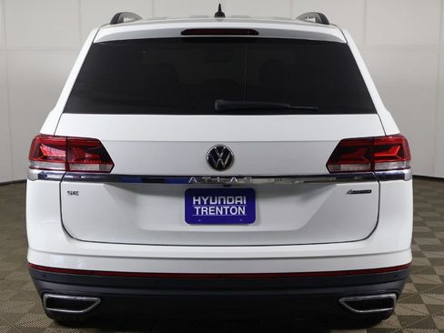Used 2023 Volkswagen Atlas SE w/ Panoramic Sunroof Package AWD/4WD image 13