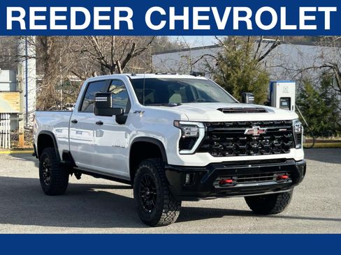 New 2026 Chevrolet Silverado 2500 ZR2 image 1