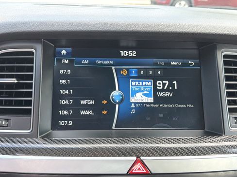 Used 2019 Genesis G80 3.3T Sport RWD image 7