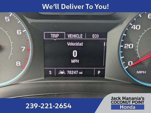 Used 2023 Chevrolet Traverse LT FWD image 30