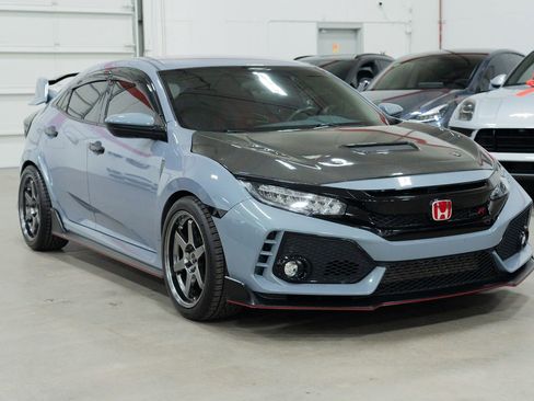 Used 2019 Honda Civic Type R image 12
