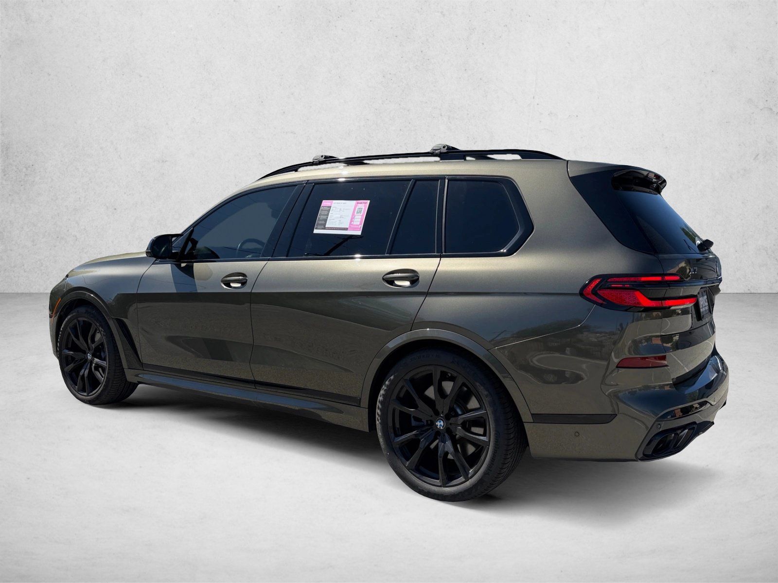 Used 2025 BMW X7 M60i AWD/4WD image 7