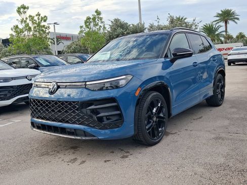 New 2026 Volkswagen Tiguan SE R-Line FWD image 3