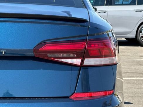 Certified 2021 Volkswagen Passat 2.0T R-Line image 26