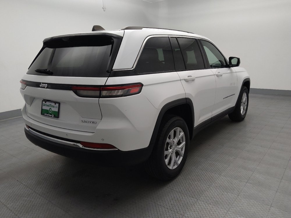 Used 2023 Jeep Grand Cherokee Limited w/ Luxury Tech Group II RWD image 9