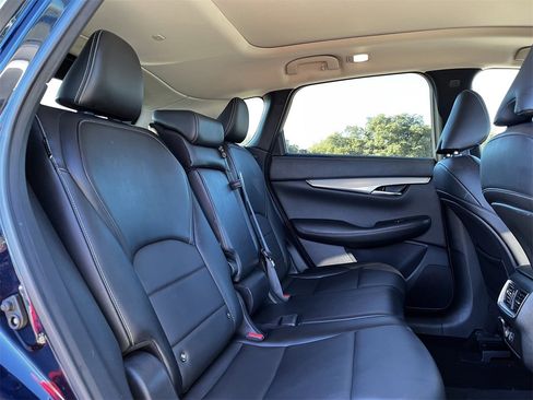 Used 2021 INFINITI QX50 Luxe image 27