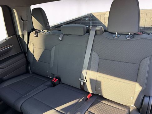 Used 2024 Chevrolet Silverado 1500 LT image 13