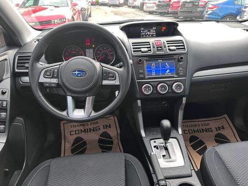 Used 2017 Subaru Forester 2.5i w/ Alloy Wheel Package image 15
