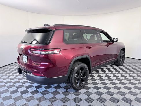 New 2025 Jeep Grand Cherokee L Limited w/ Black Appearance Package image 5
