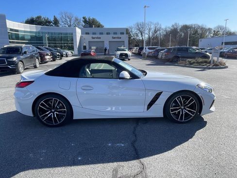 Used 2023 BMW Z4 sDrive30i w/ Convenience Package image 5