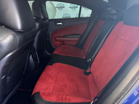 Used 2019 Dodge Charger Scat Pack w/ Technology Group RWD image 21