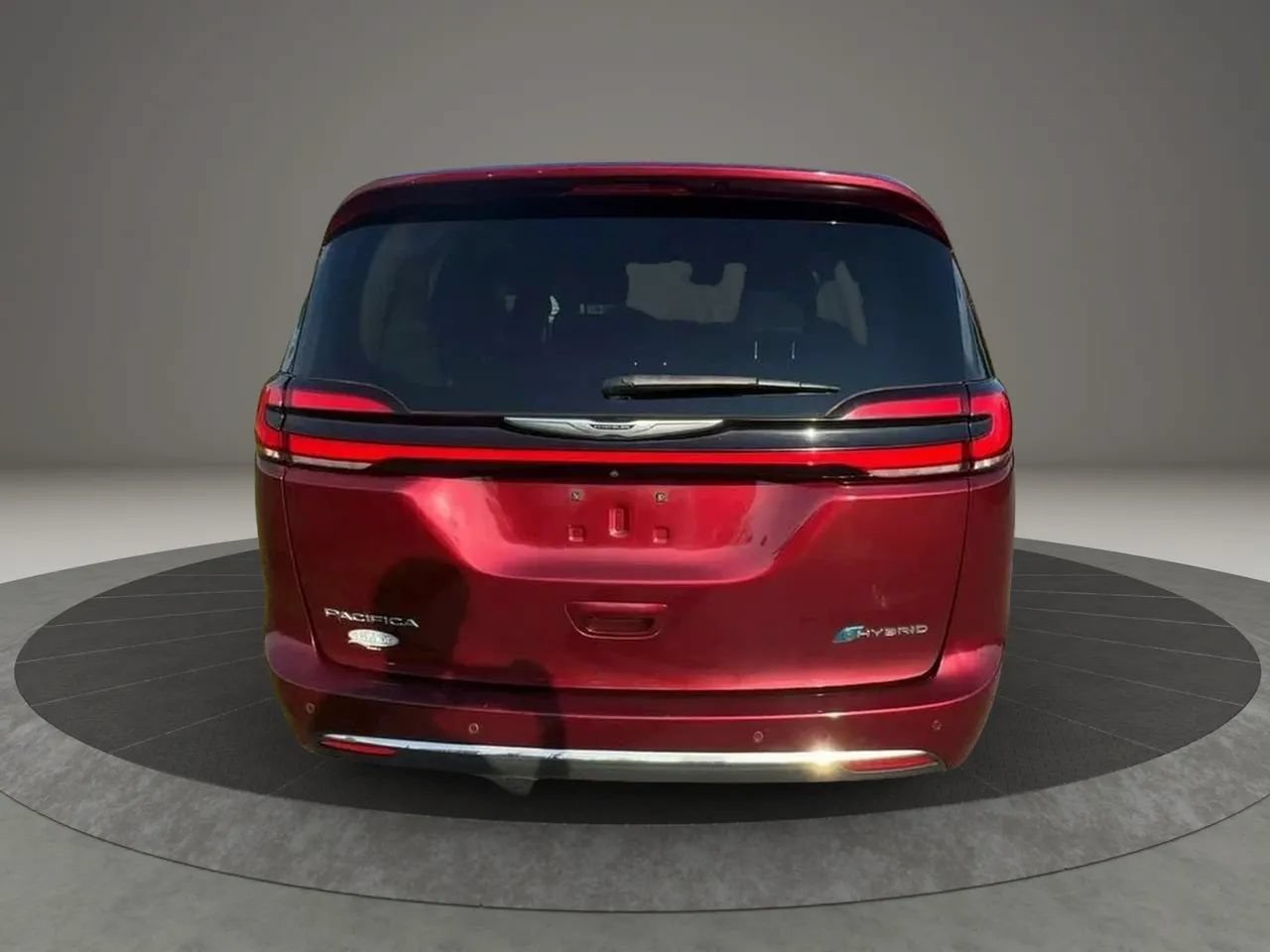 Used 2022 Chrysler Pacifica Touring-L FWD image 5