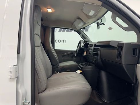 New 2026 Chevrolet Express 2500 Extended w/ Driver Convenience Package image 26